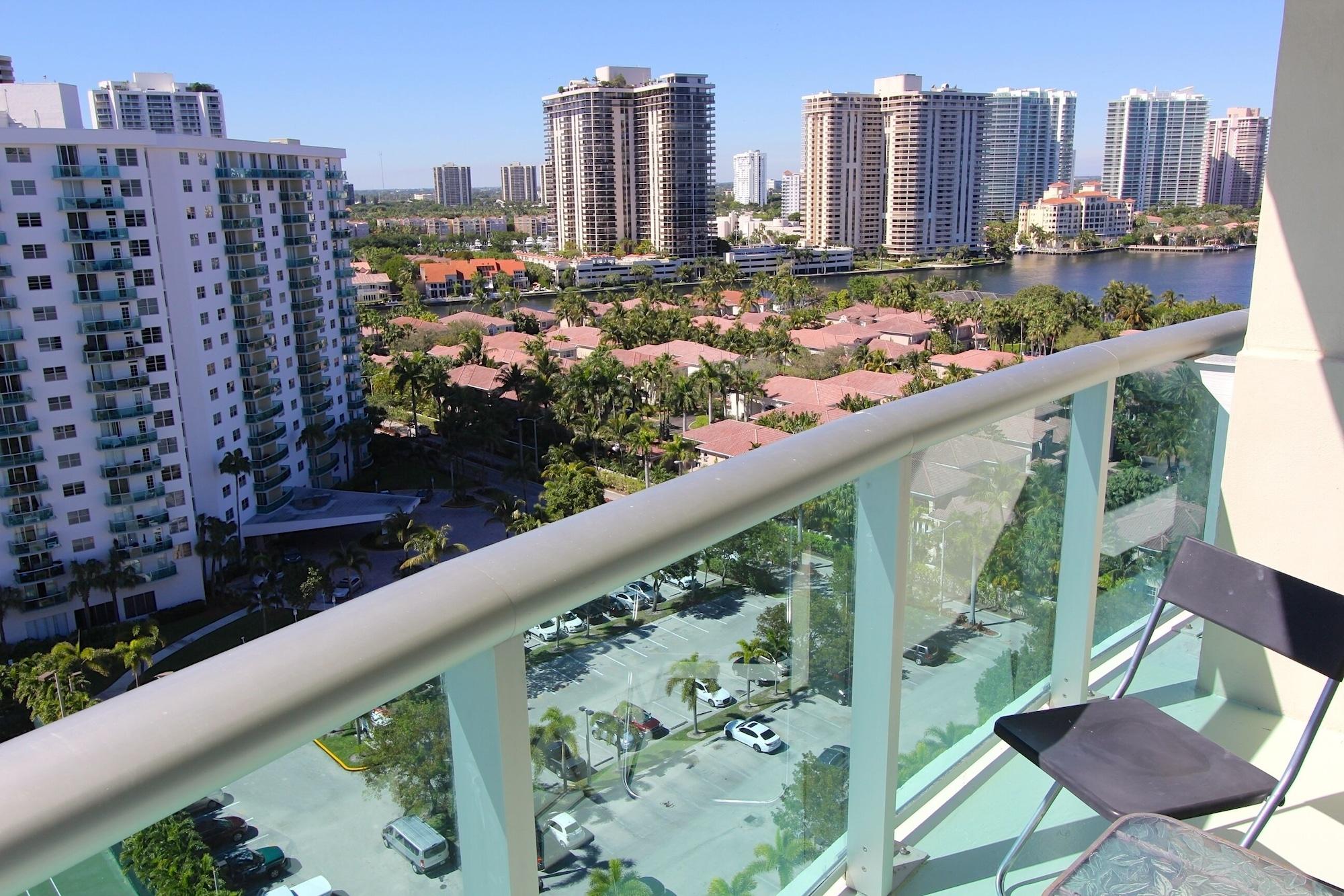 Ocean Reserve Sunny Isles Beach Exteriör bild