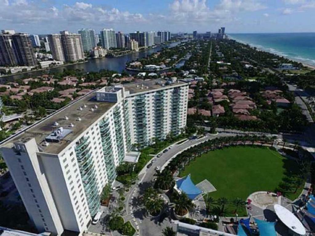 Ocean Reserve Sunny Isles Beach Exteriör bild